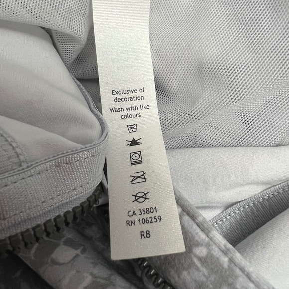 Lululemon Size 10 Hooded Define Jacket Gray White Nulu Camo‎ Starlight Hideaway - Picture 9 of 11